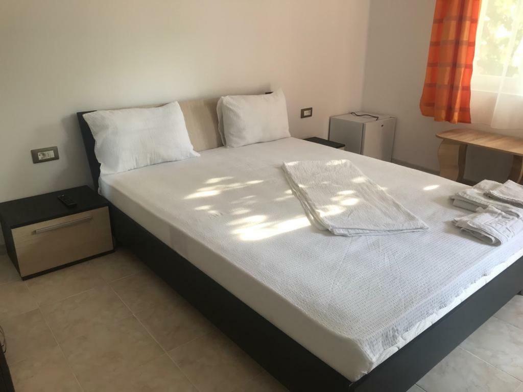 Apartament Raven Comstar Corbu  Zewnętrze zdjęcie