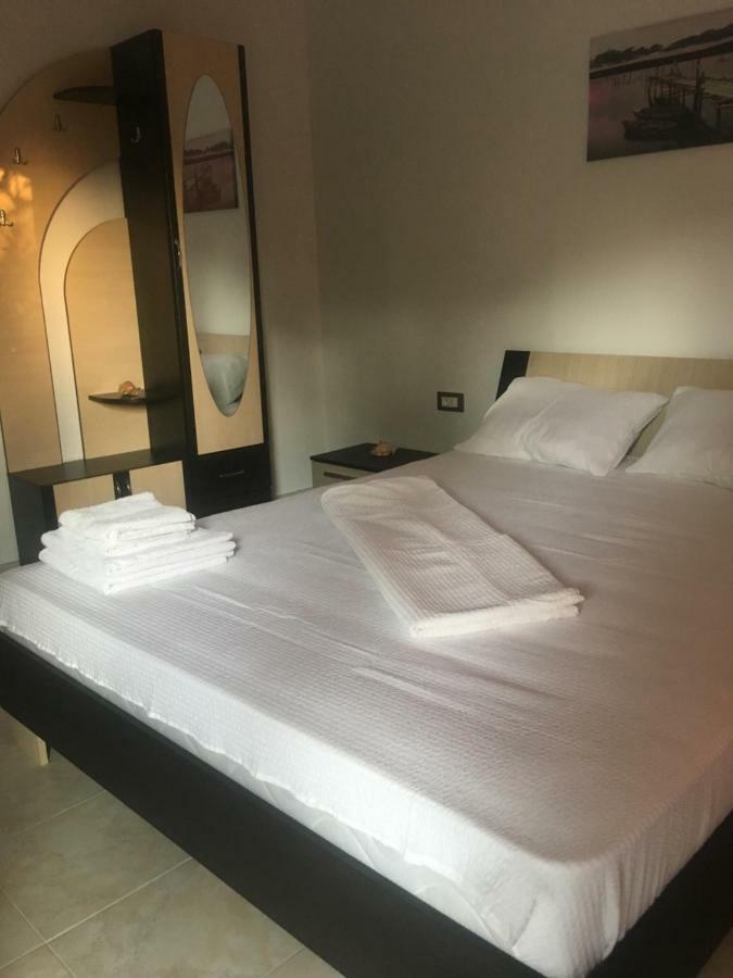 Apartament Raven Comstar Corbu  Zewnętrze zdjęcie